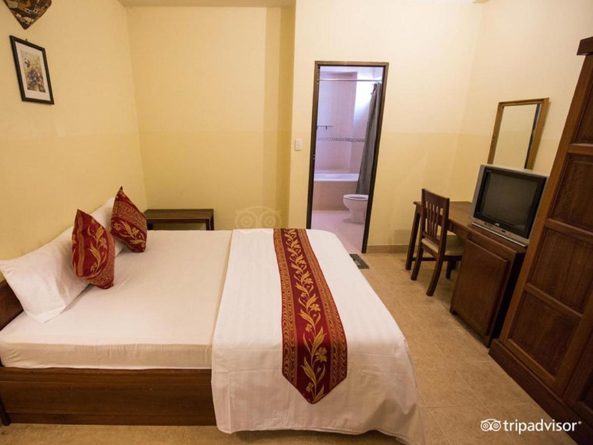 Caroline Hotel โฮจิมินห์ซิตี้ ภายนอก รูปภาพ